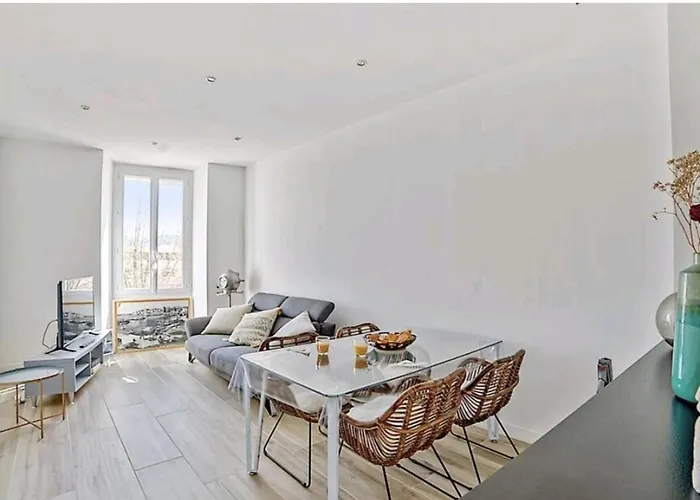 Roi Jerome - Hypercentre アジャクシオ